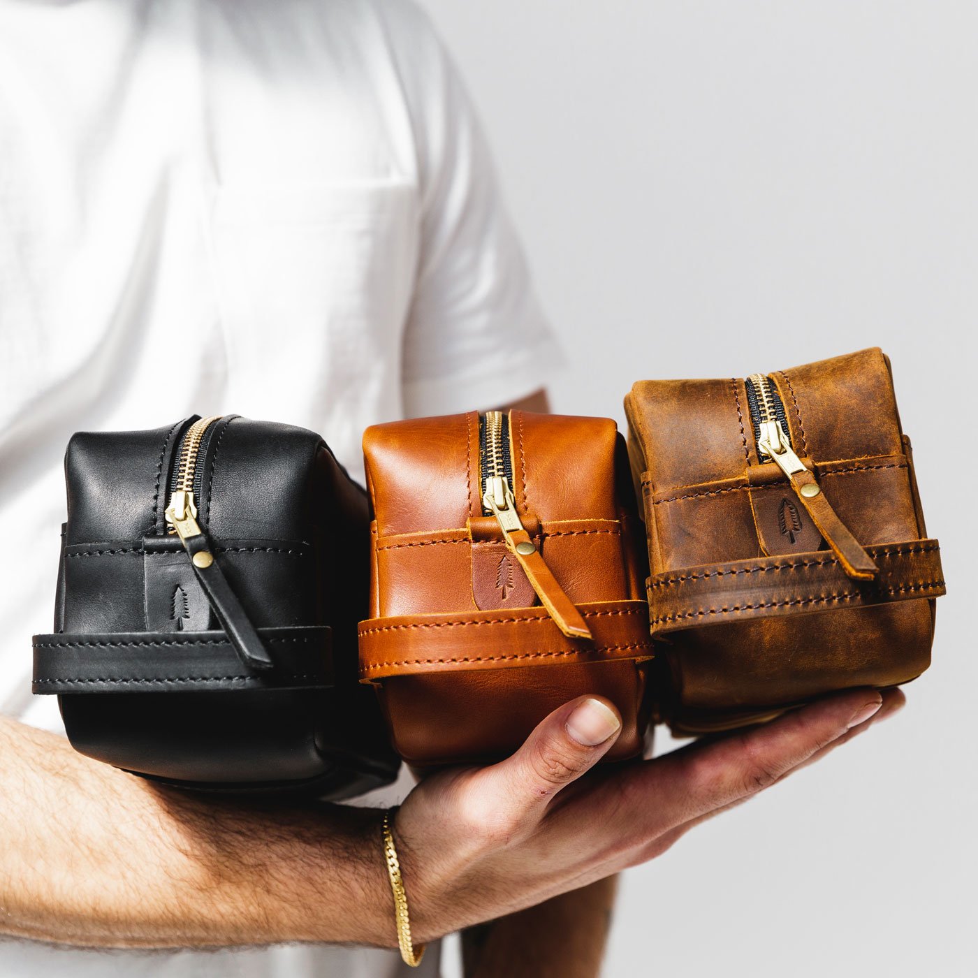Portland Leather Goods Deluxe Dopp Kit