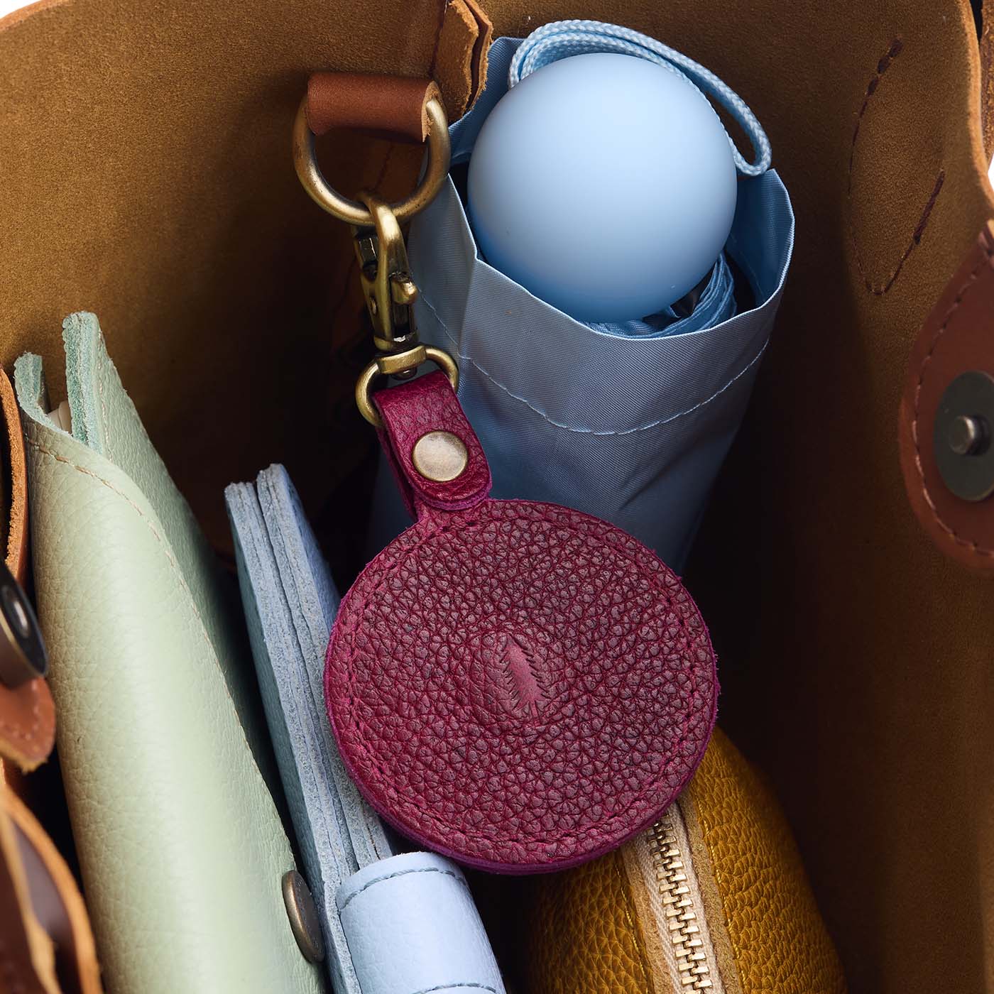 Portland Leather Goods Circle AirTag Holder