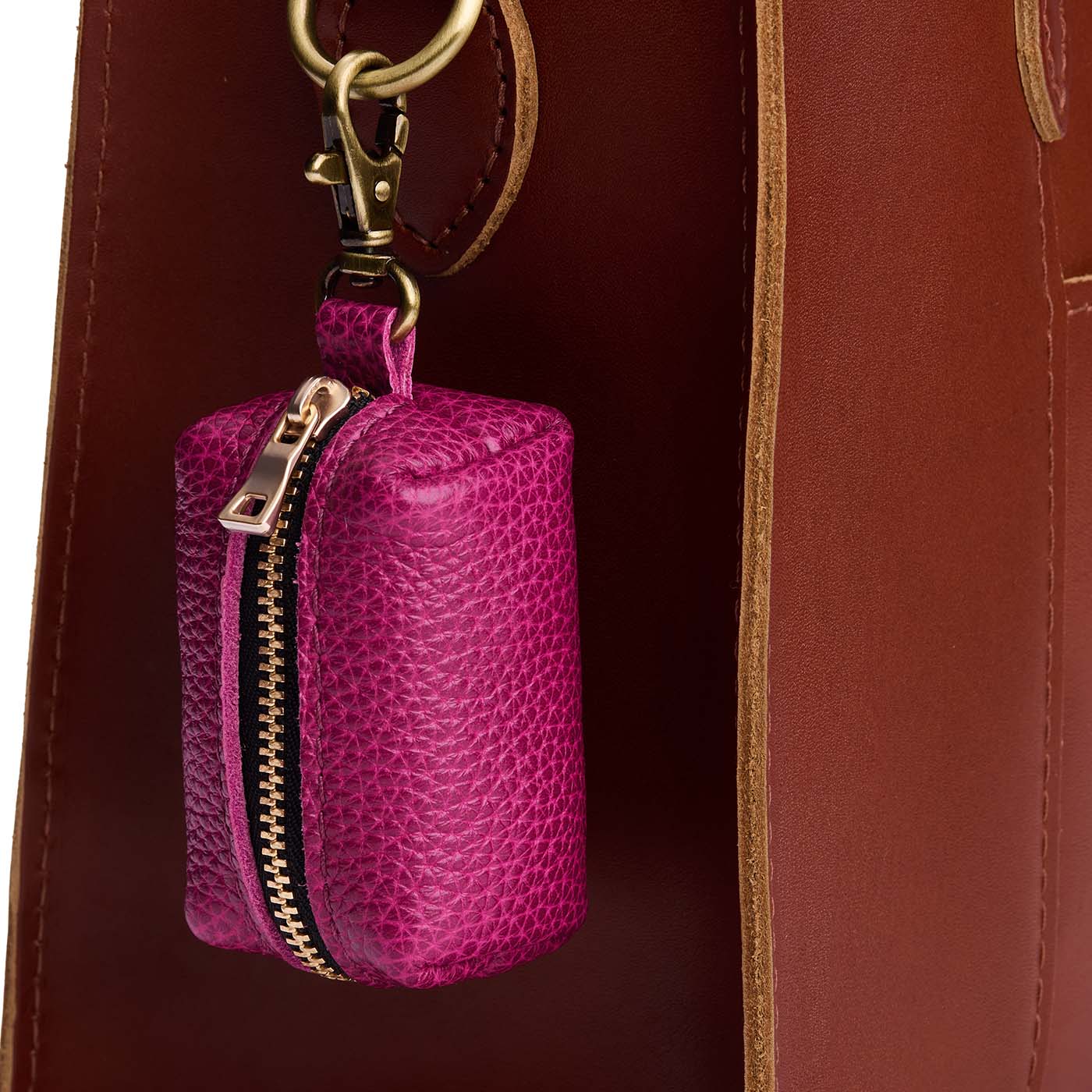 Portland Leather Goods Dopp Keychain
