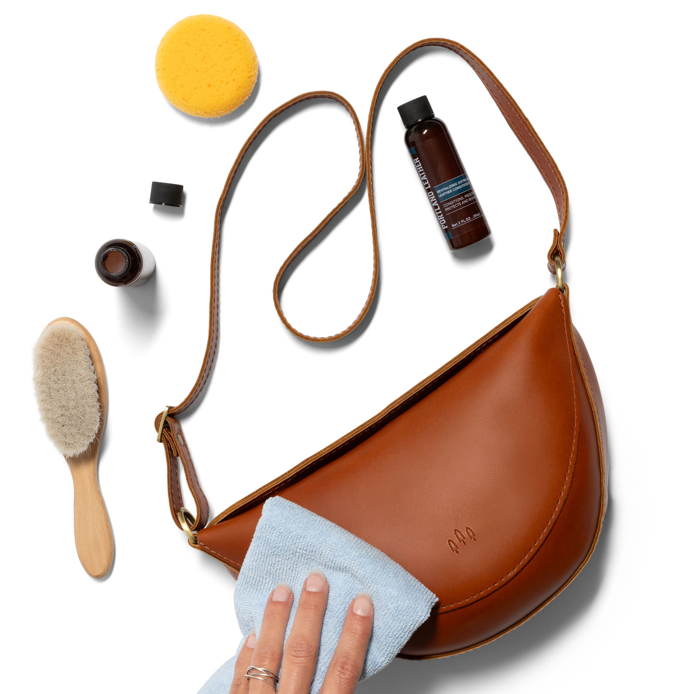 Portland Leather Goods Revitalizing Distressed Leather Conditioner