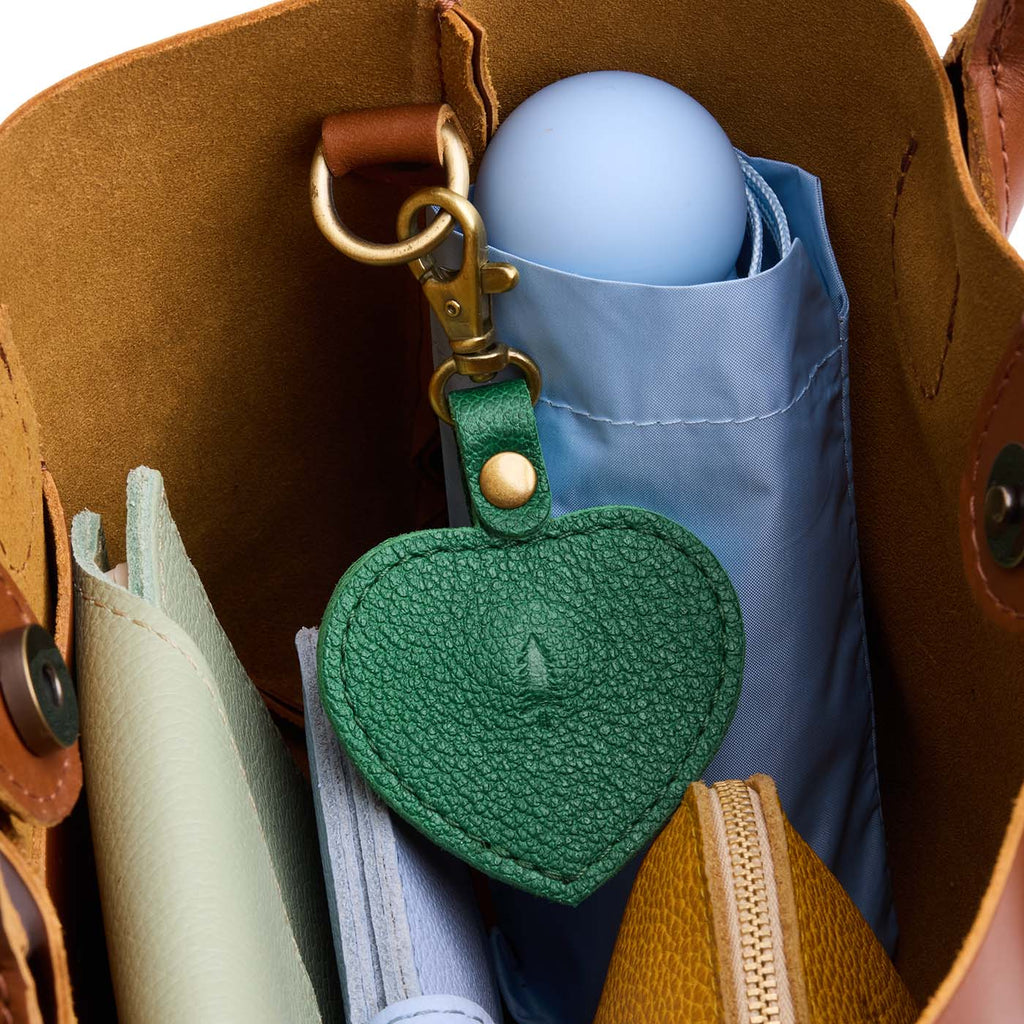 Portland Leather Goods Heart AirTag Holder