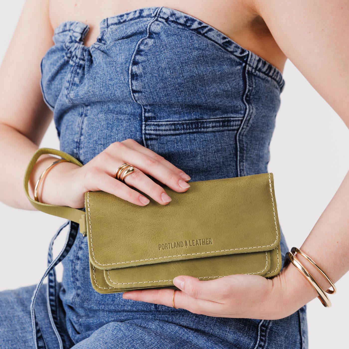 Portland Leather Goods Lily Wristlet