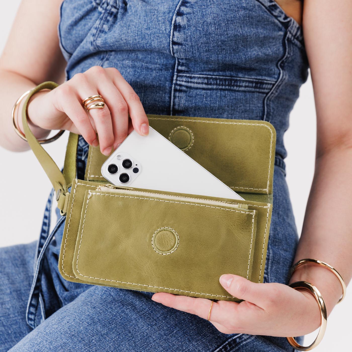 Portland Leather Goods Lily Wristlet
