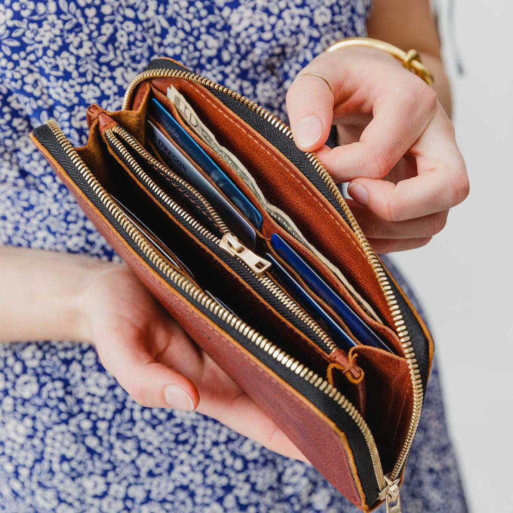 Portland Leather Goods Accordion Zip Wallet
