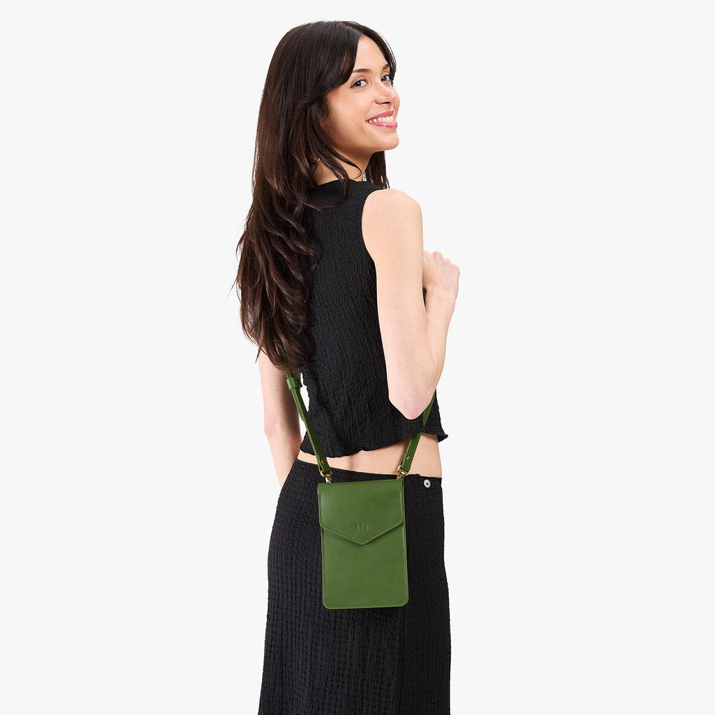 Portland Leather Goods Parker Phone Bag