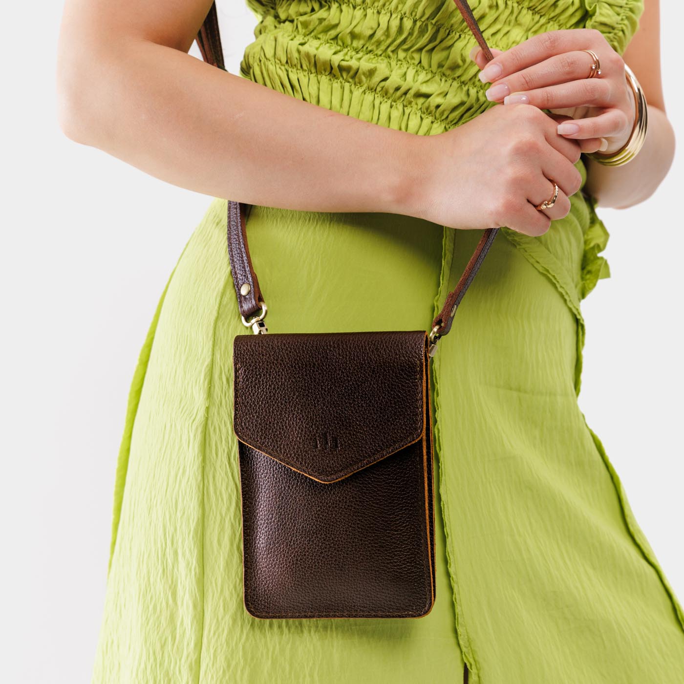Portland Leather Goods Parker Phone Bag
