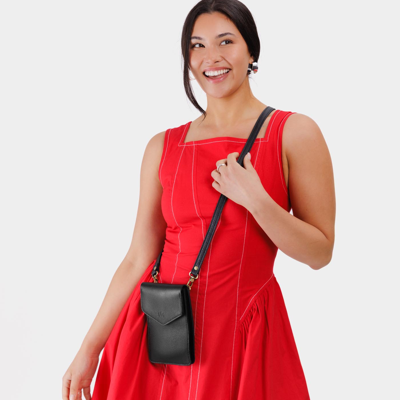 Portland Leather Goods Parker Phone Bag