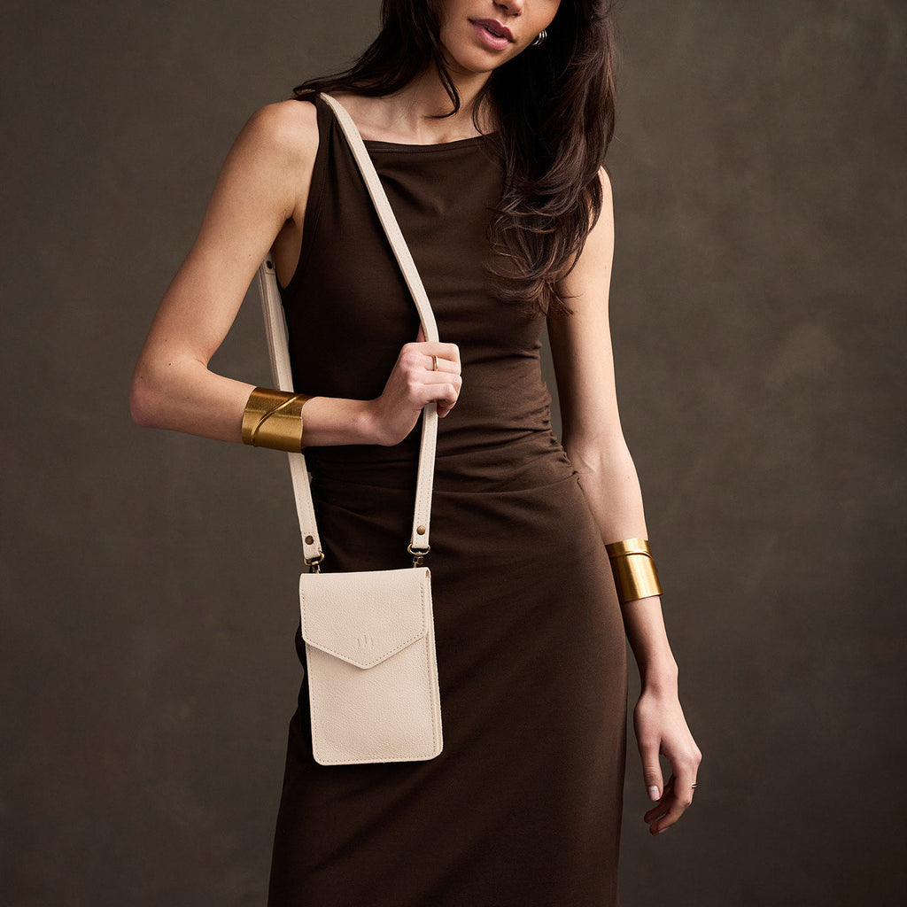 Portland Leather Goods Parker Phone Bag