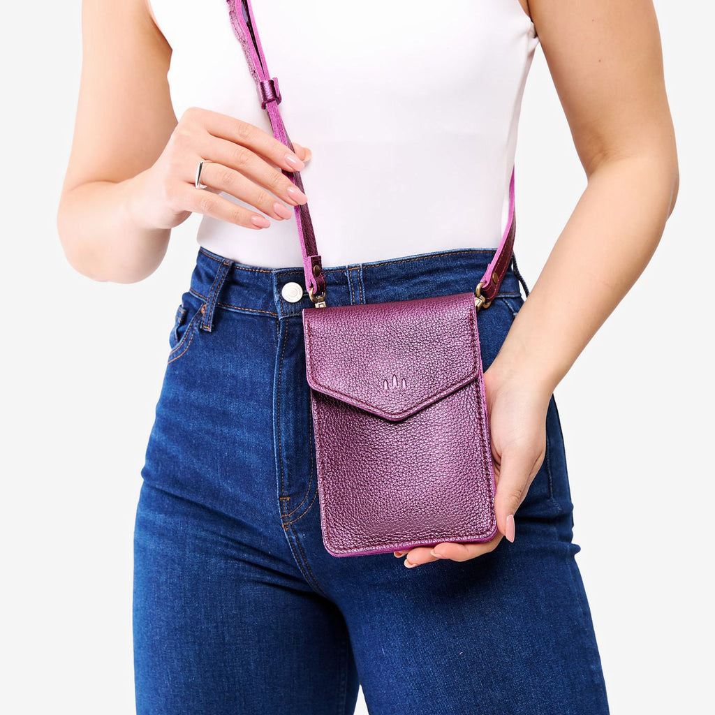 Portland Leather Goods Parker Phone Bag