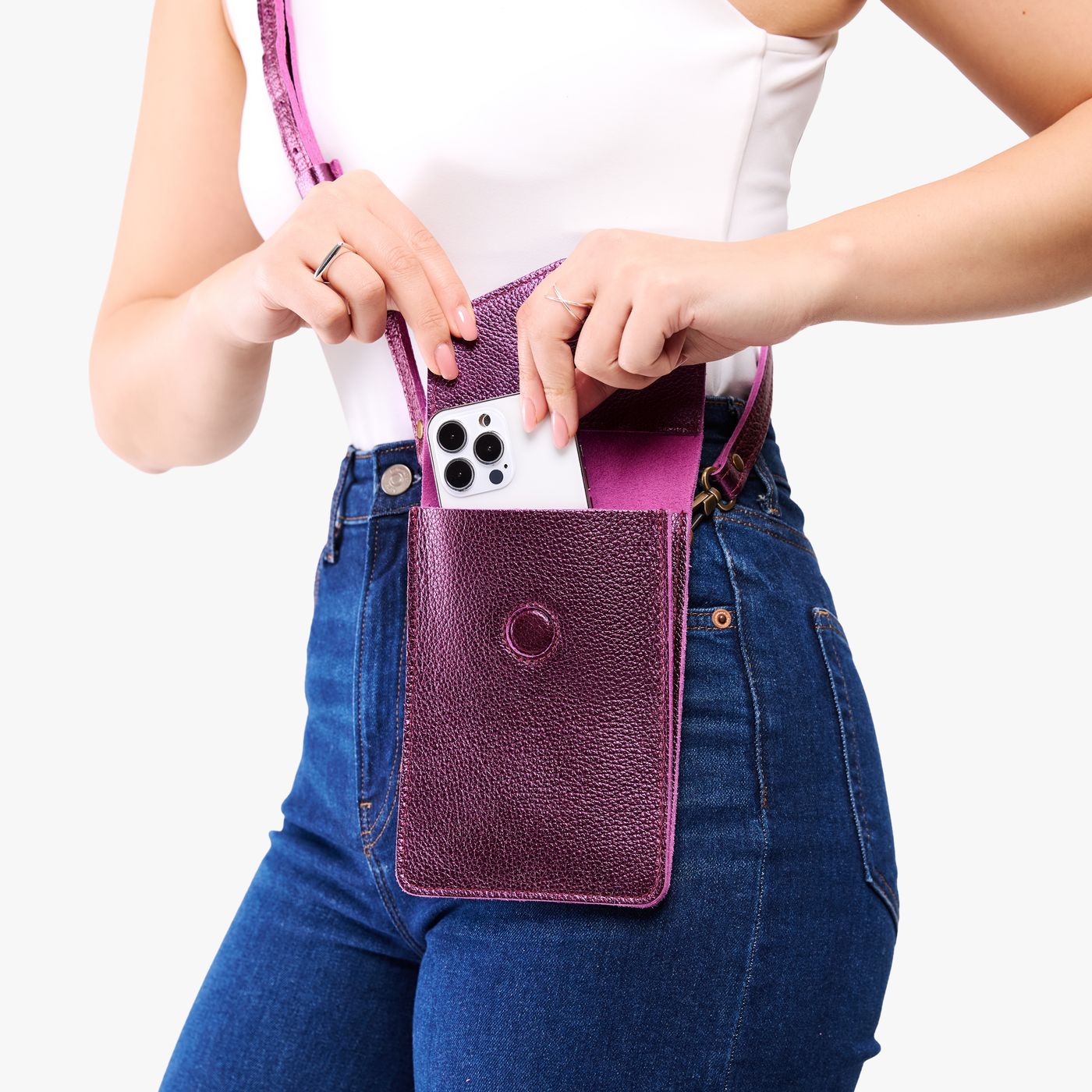Portland Leather Goods Parker Phone Bag