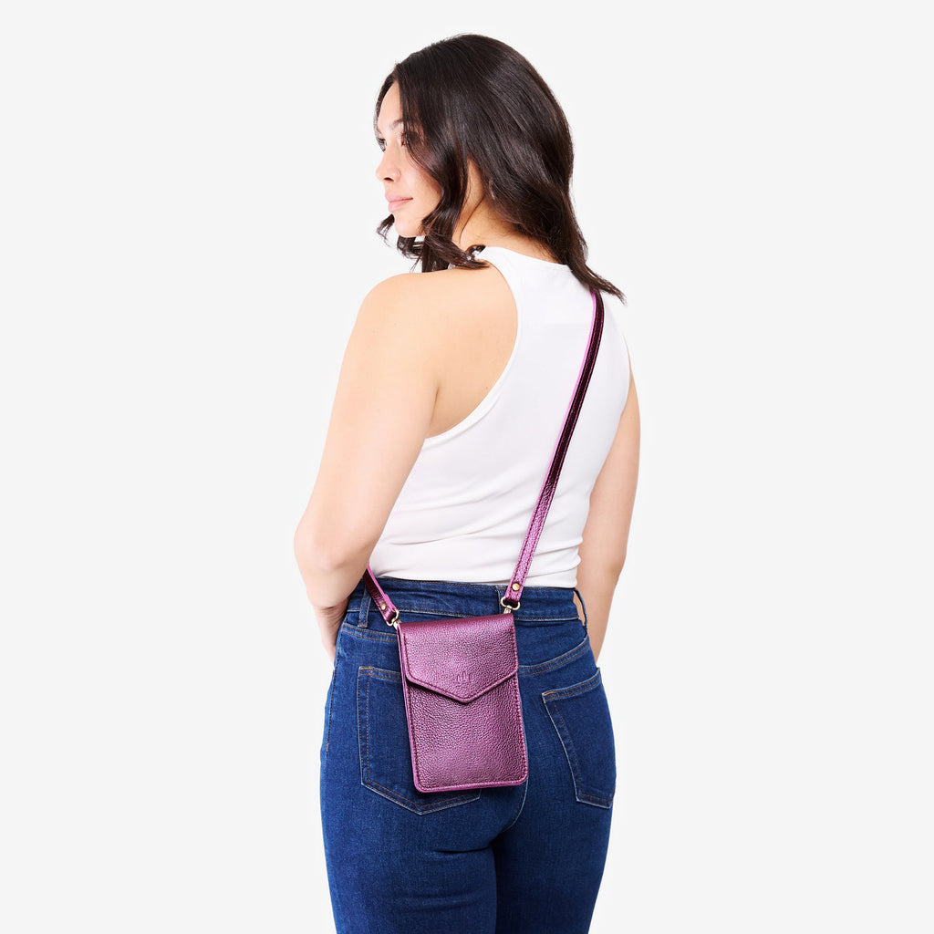 Portland Leather Goods Parker Phone Bag